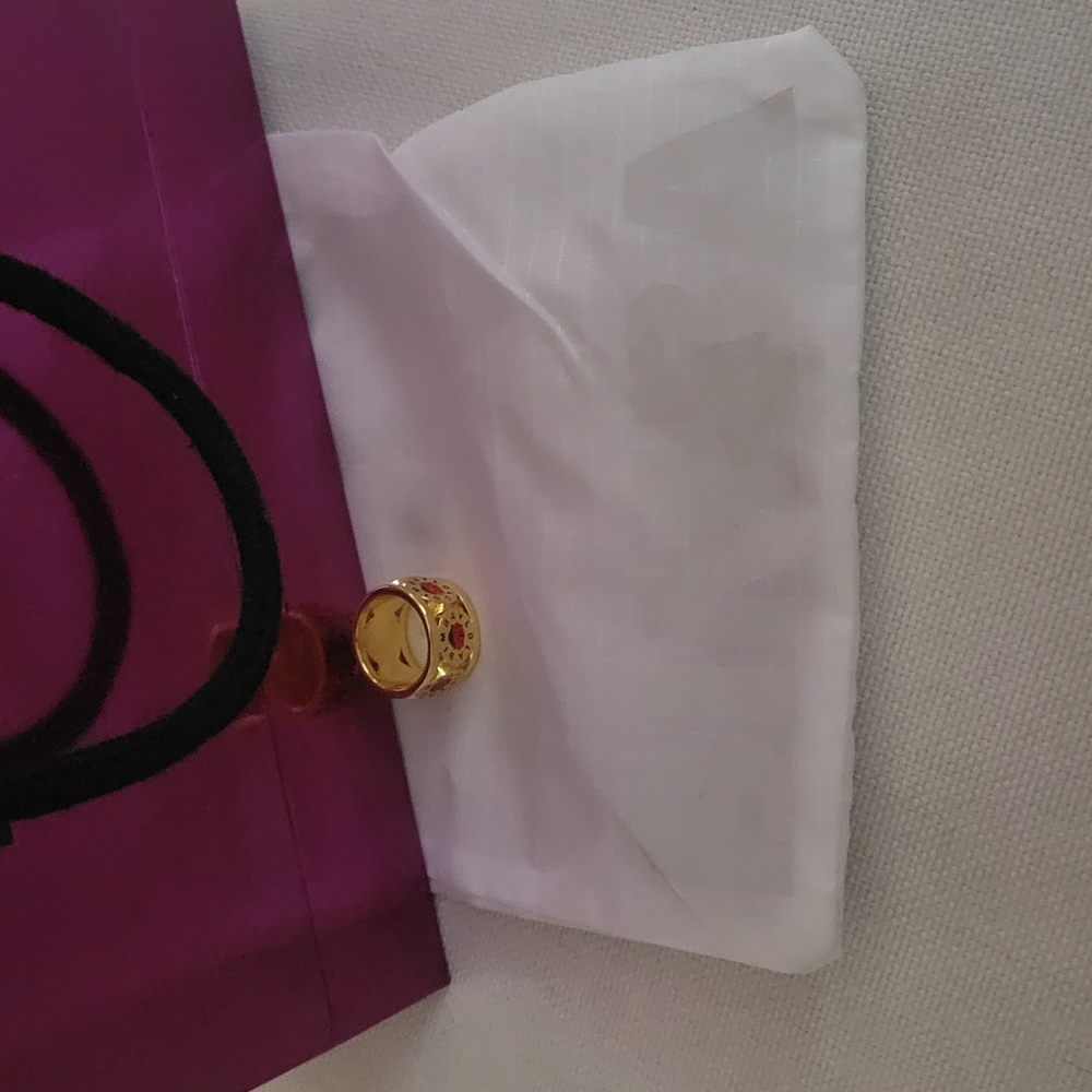 Bimba y Lola Ladybug Gold, Black and red Enamel Ring - Picture 2 of 5